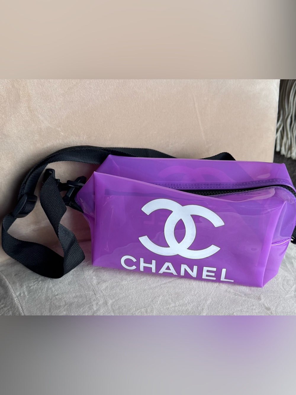 💜BRAND NEW FASHION LAVENDER JELLY CROSSBODY BAG💜🛍️💜